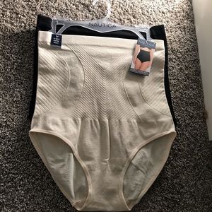 Women’s Shapewear Briefs